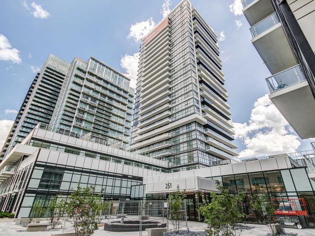 511 - 251 Manitoba St