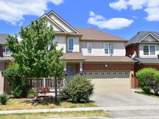12 Warwick Way