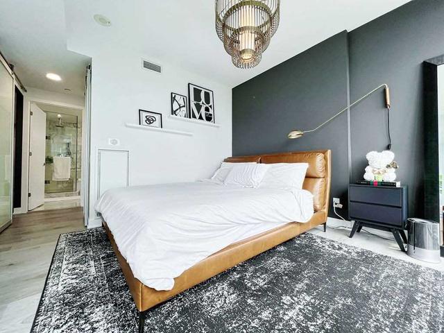 2717 - 90 Park Lawn Rd