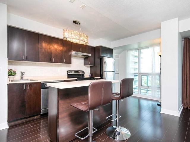 1702 - 155 Legion Rd N