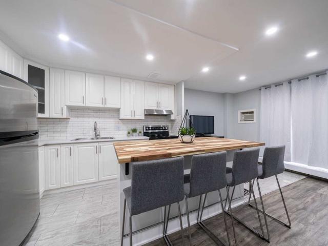 #156 - 10 Eddystone Ave