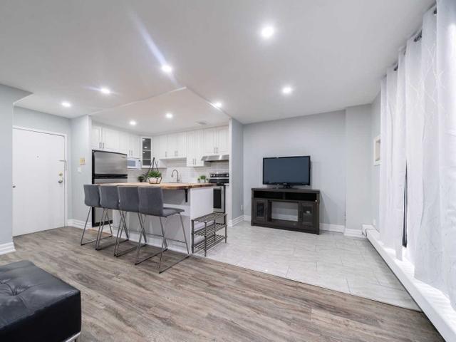 #156 - 10 Eddystone Ave