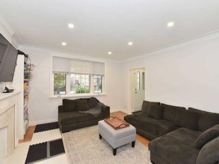 261 Glen Park Ave