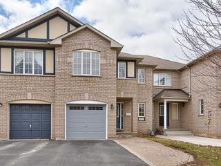 2465 Newcastle Cres