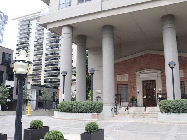 1609 - 70 High Park Ave