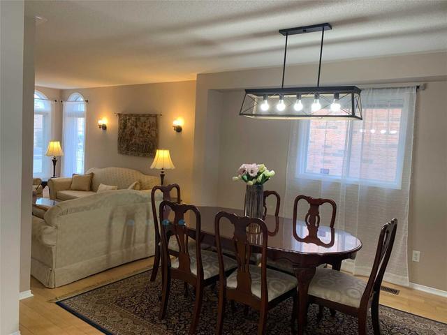 5266 Fallingbrook Dr