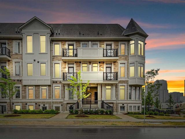 3 - 62 Preston Meadow Ave