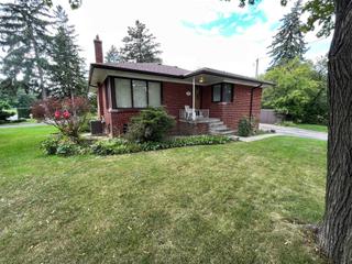 72 Lloyd Manor Rd