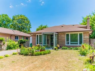 2710 Truscott Dr