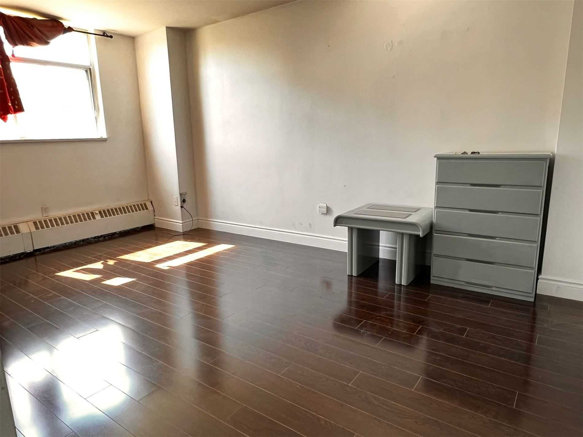 103 5 Frith Rd, North York Leased, W5753816 Condos.ca