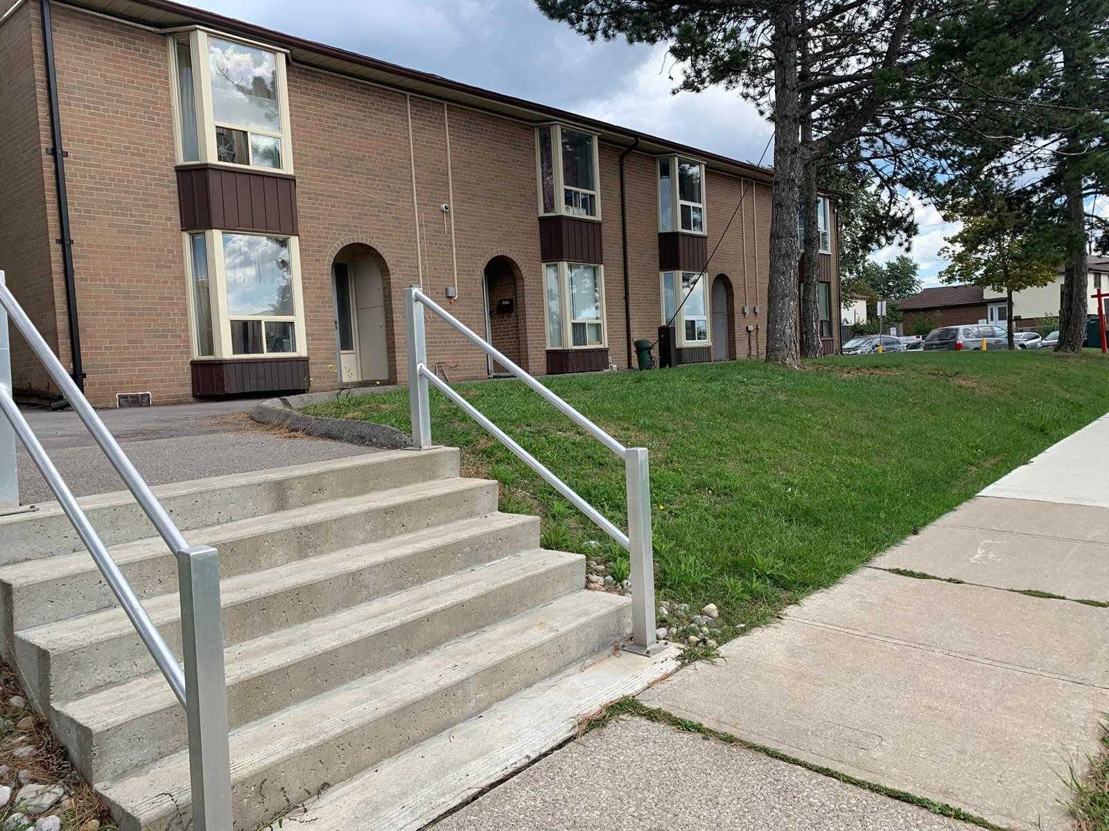 13 242 John Garland Blvd, Etobicoke Expired, W5754988 Condos.ca