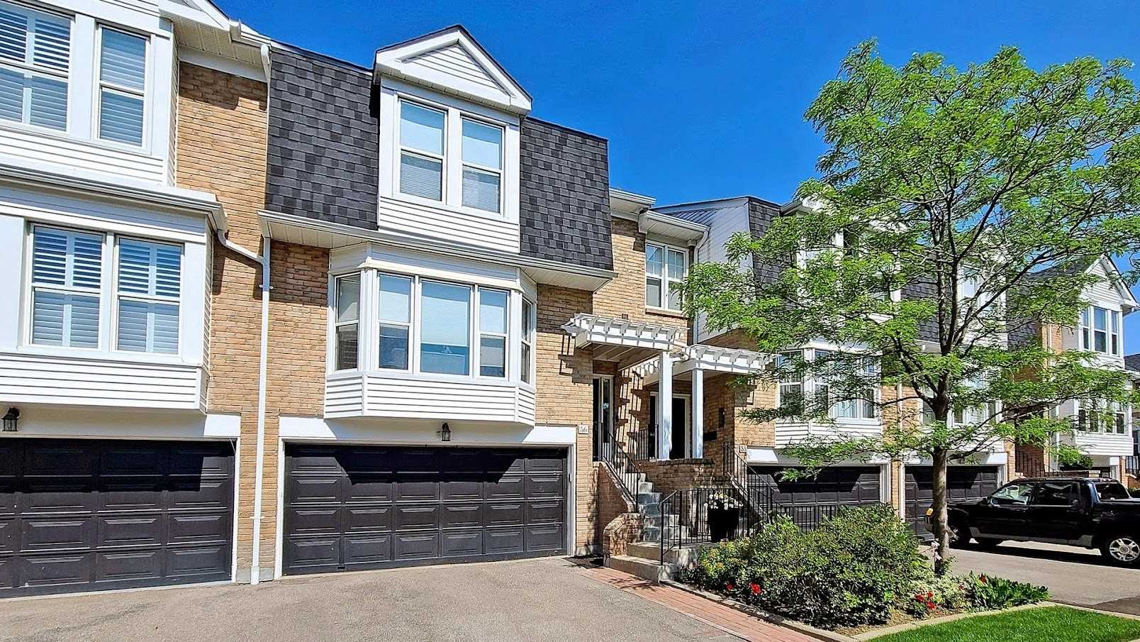 56 Tamarack Circ, Etobicoke For Rent 4,500 Condos.ca