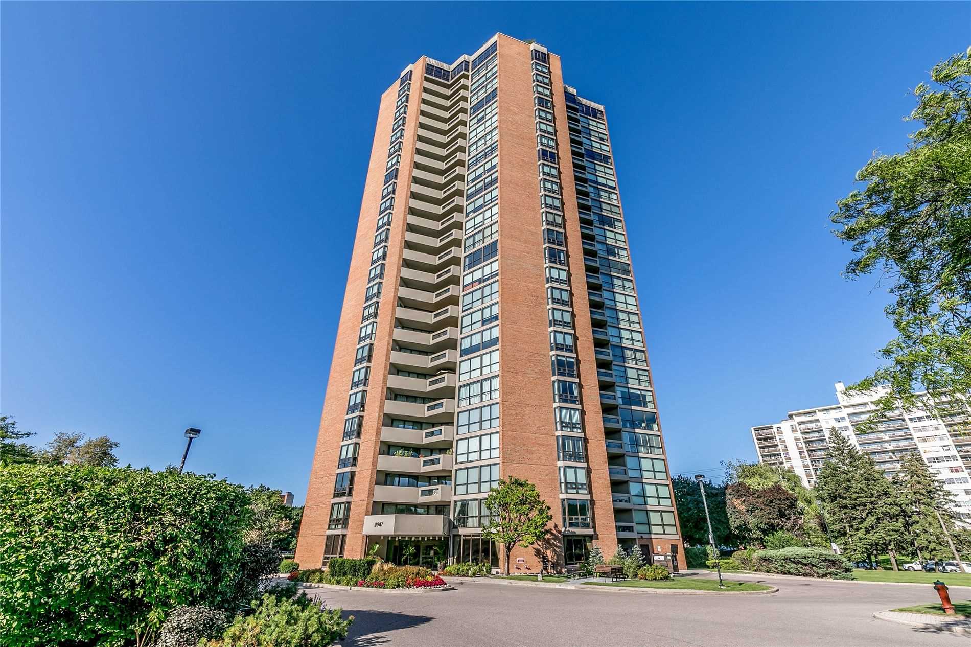1604 2010 Islington Ave, Etobicoke Terminated, W5765014 Condos.ca
