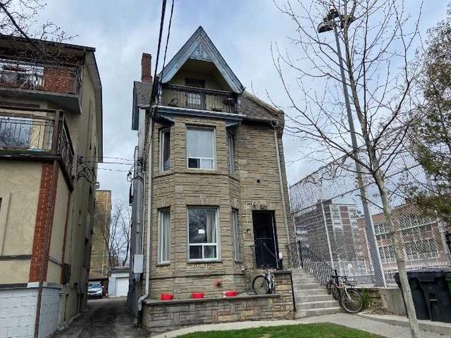 164 Close Ave