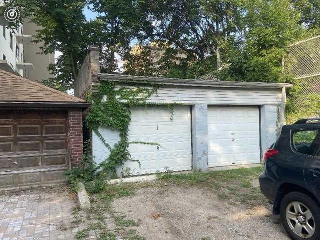 164 Close Ave
