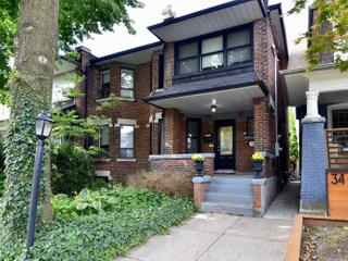 32 Roblocke Ave