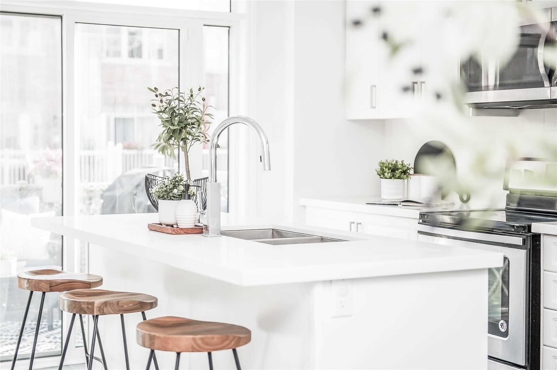 181 Norseman St, Etobicoke Terminated, W5796877 Condos.ca