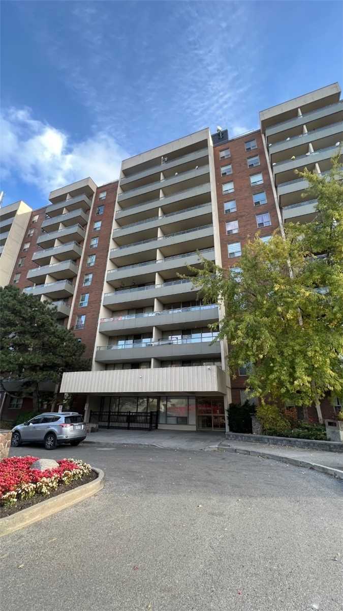 1006 1 Four Winds Dr N, North York Sold, W5804847 Condos.ca