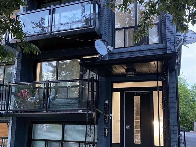 29 Wesley St