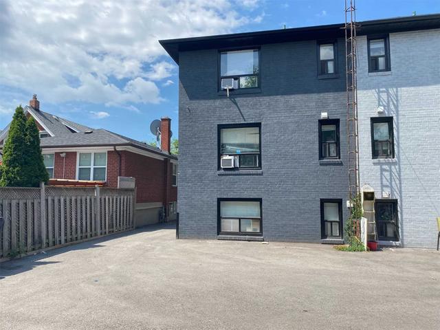 29 Wesley St