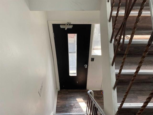 29 Wesley St