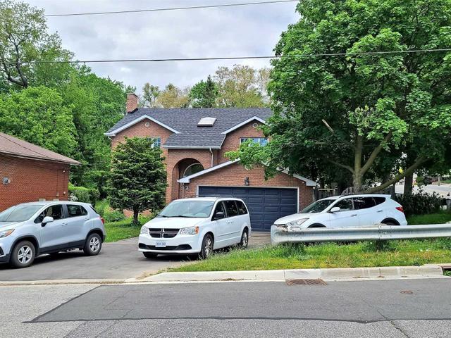 2 Wingrove Hill