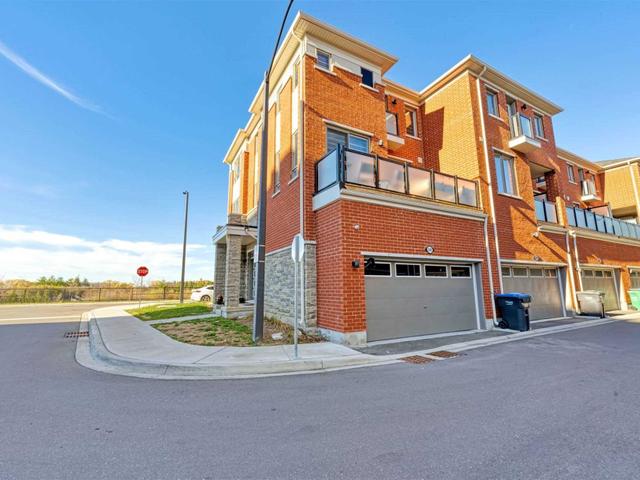 340 Lagerfeld Dr