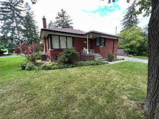 72 Lloyd Manor Rd