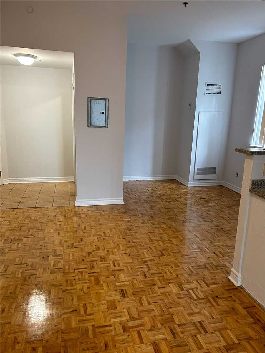 216 1407 Dupont St, Toronto Terminated, W5863129 Condos.ca