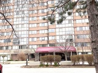 704 - 880 Dundas St W