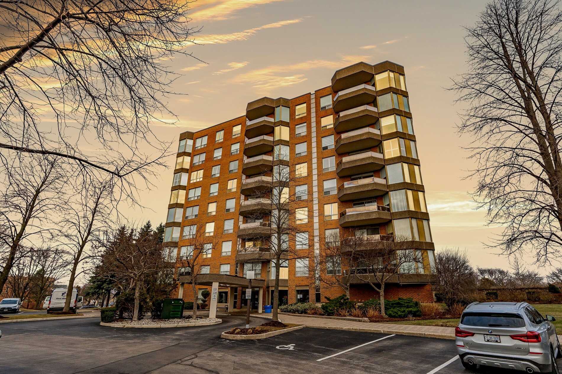 704 1905 Pilgrims Way, Oakville Sold, W5864565 Condos.ca