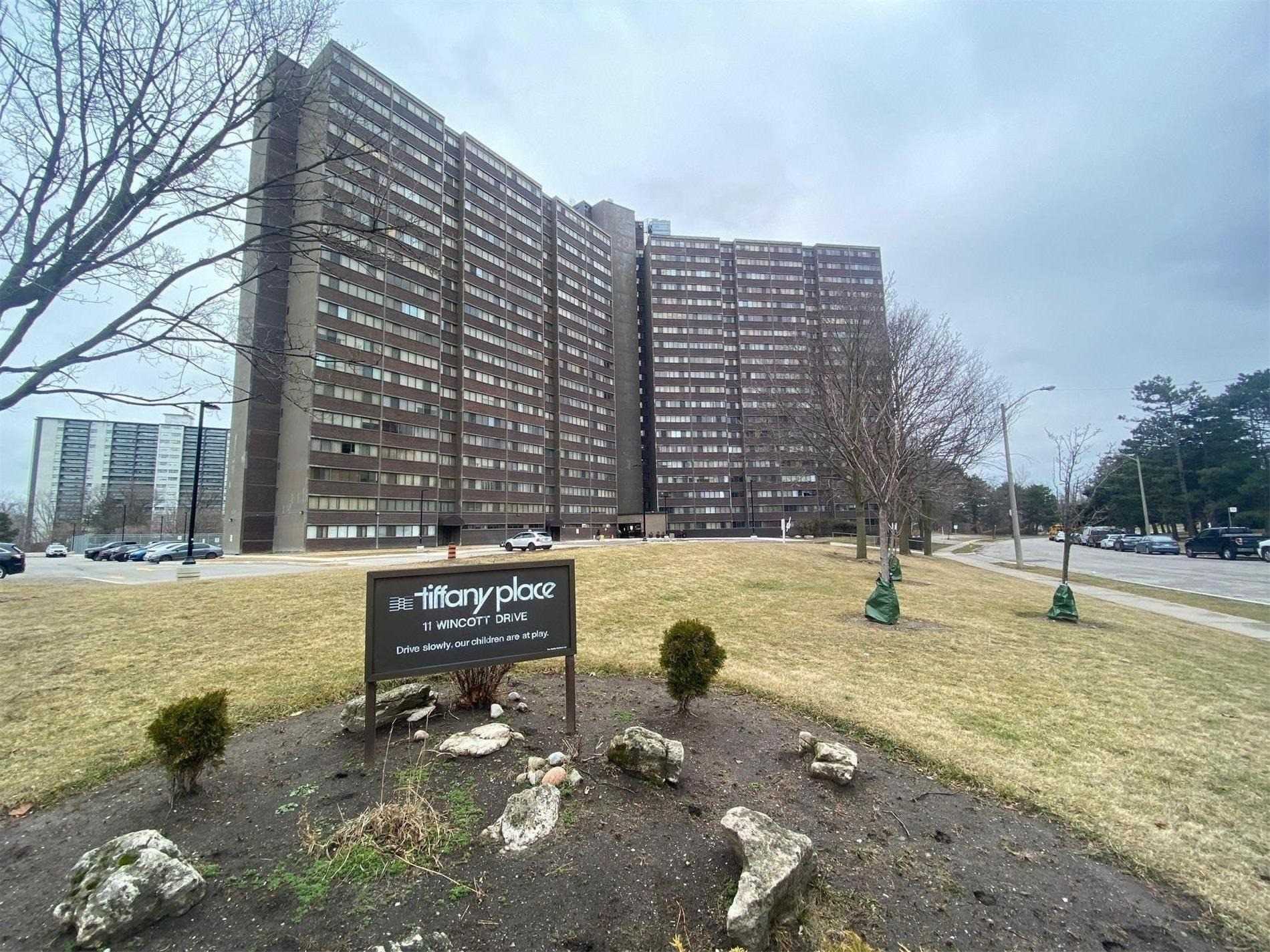 711 11 Wincott Dr, Etobicoke Sold, W5865505 Condos.ca