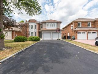 22 Mountainberry Rd E