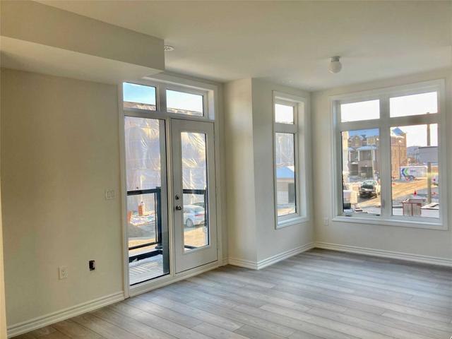 712 - 60 Halliford Pl