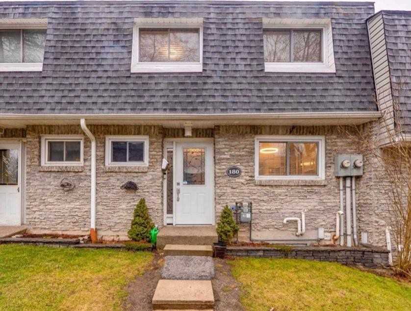 180 2050 Upper Middle Rd, Burlington Sold, W5879859 Condos.ca