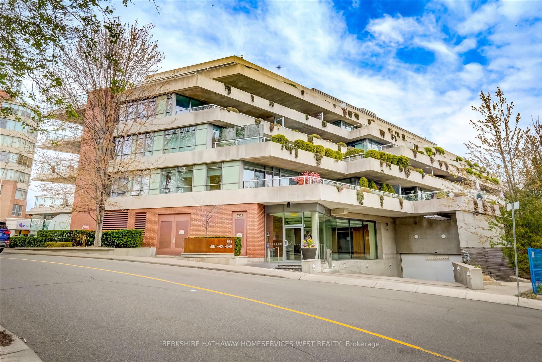 604 383 Ellis Park Rd, Toronto Sold, W5936980 Condos.ca 604 383 Ellis Park Rd, Toronto Sold, W5936980 Condos.ca