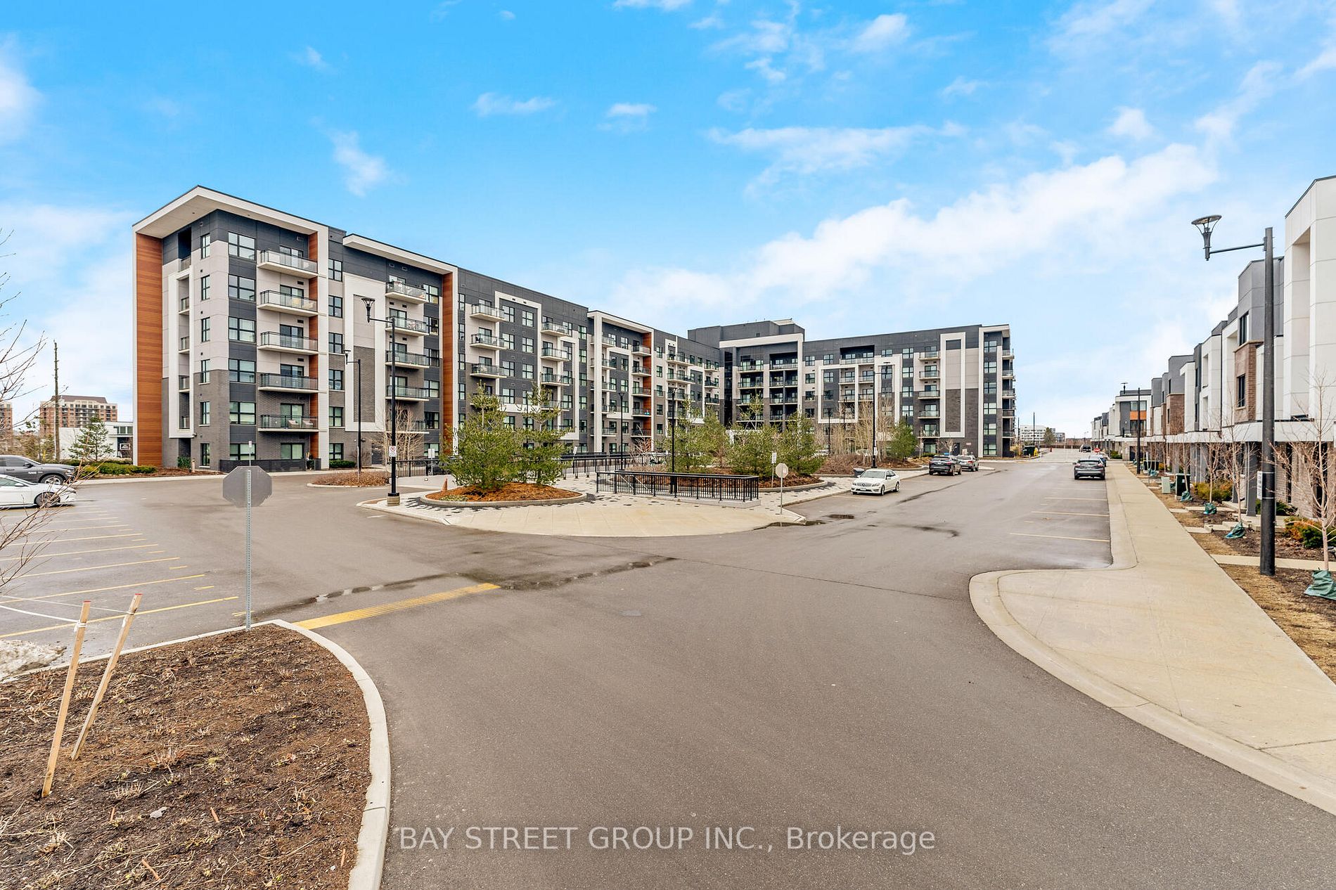 523 128 Grovewood Common, Oakville Leased, W5938480 Condos.ca