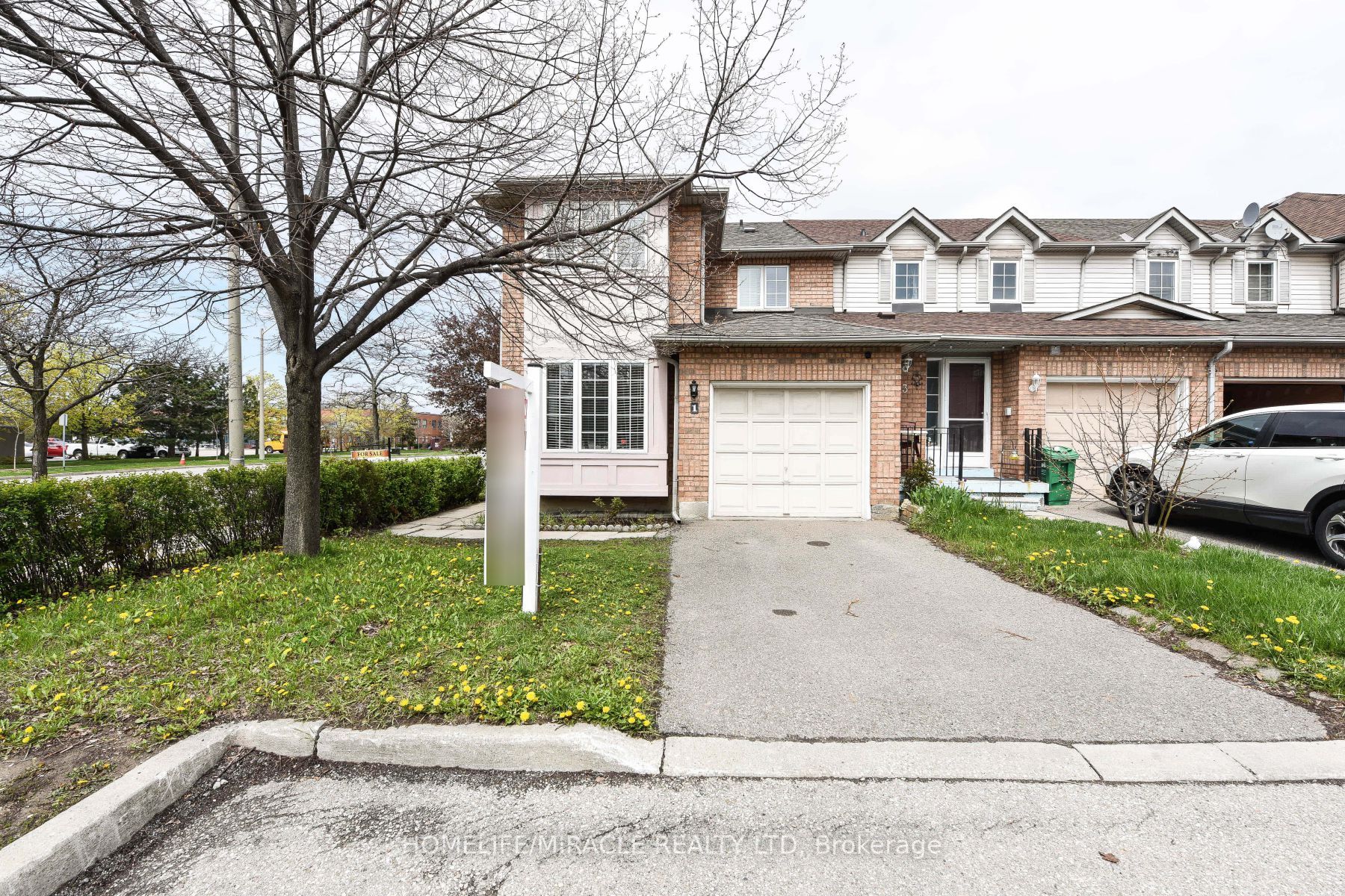 1 35 Malta Ave, Brampton Sold, W5952832 Condos.ca