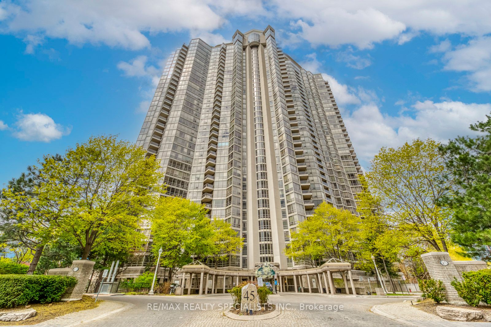 3010 45 Kingsbridge Garden Circ, Mississauga Sold, W5955728 Condos.ca