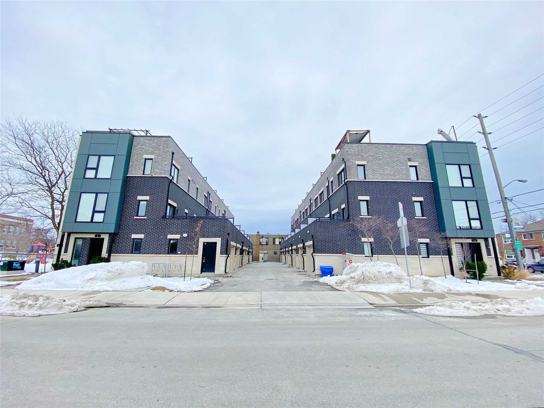 2 125 Algoma St, Etobicoke Sold, W5958289 Condos.ca