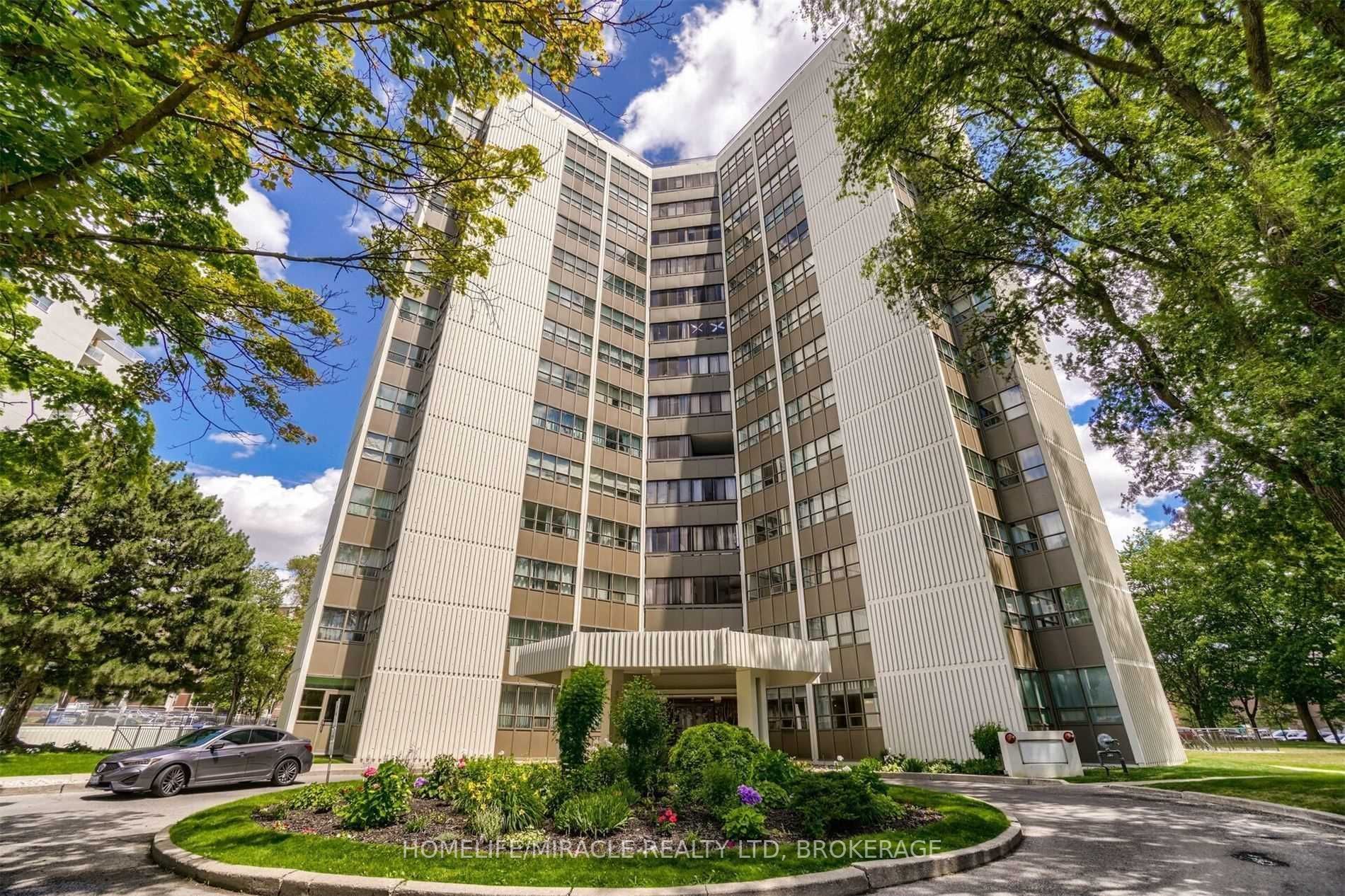 1104 - 2323 Confederation Pkwy, Mississauga | Sold, W5965565 | Condos.ca