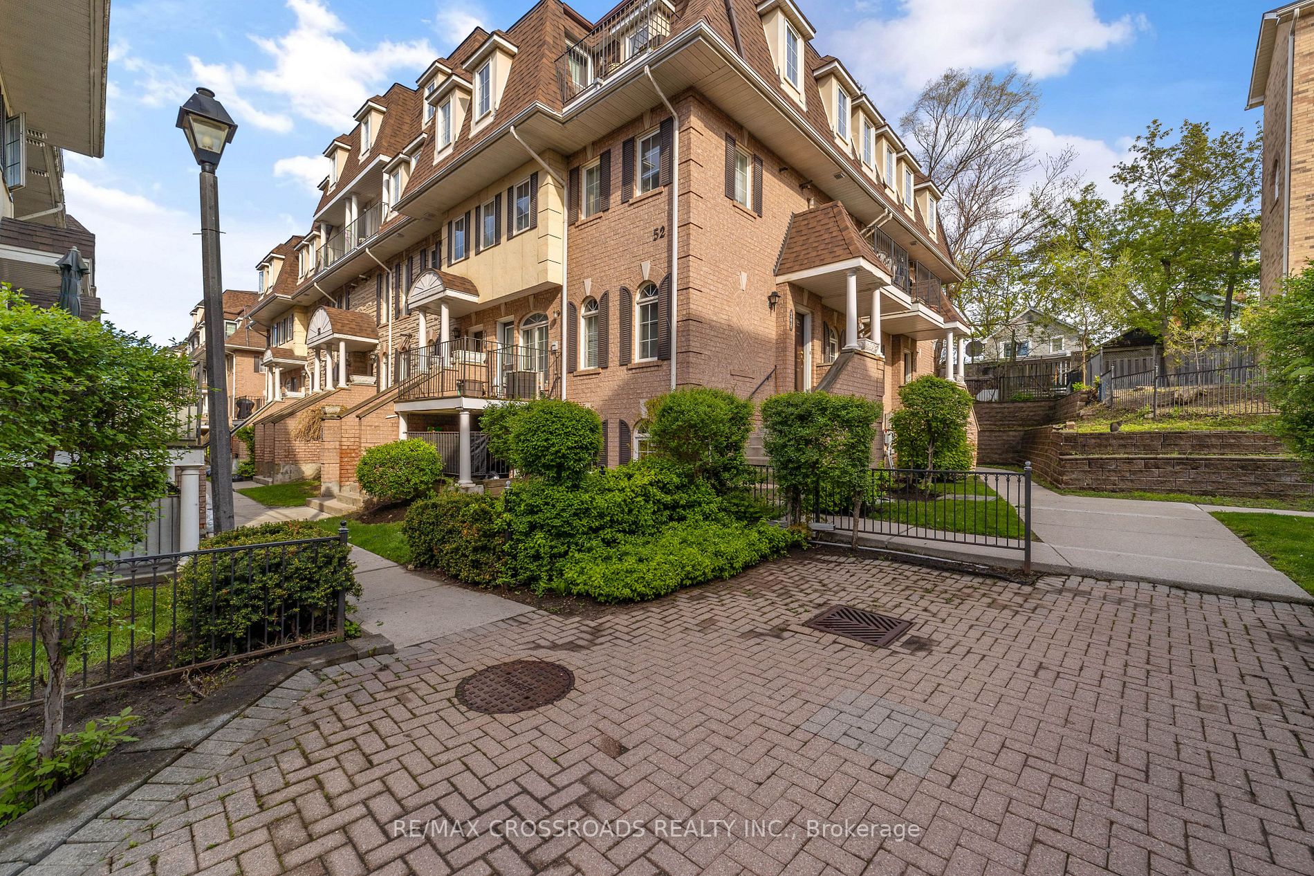 103 52 Sidney Belsey Cres, North York Terminated, W5977528 Condos.ca