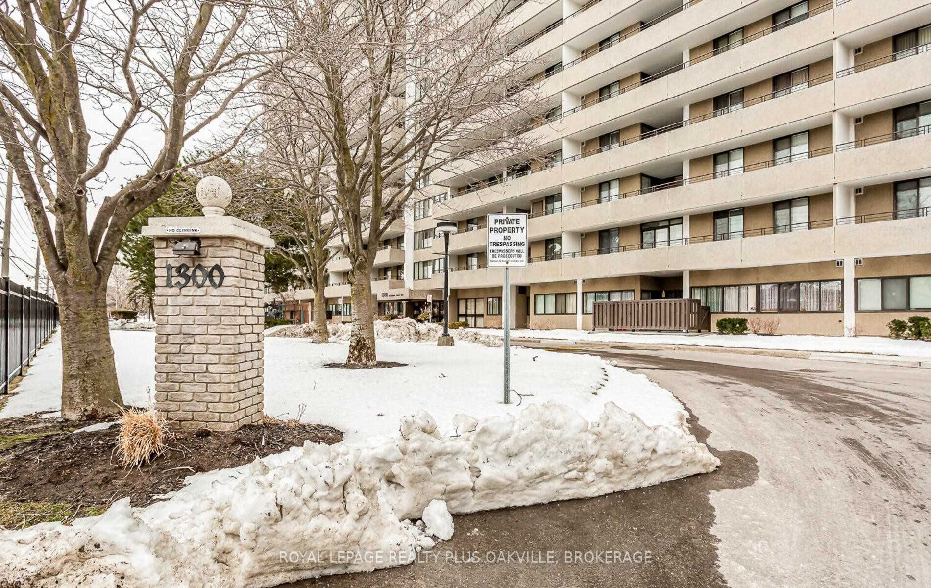 812 1300 Mississauga Valley Blvd, Mississauga Sold, W6007143