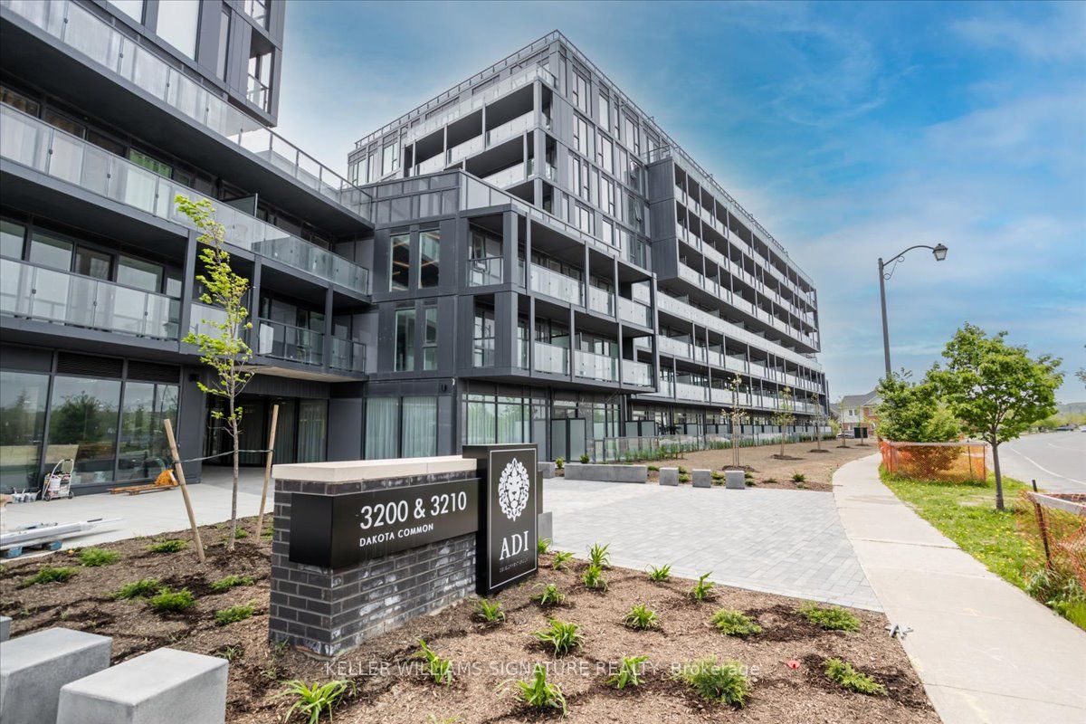 A617 3210 Dakota Common, Burlington Sold, W6016960 Condos.ca