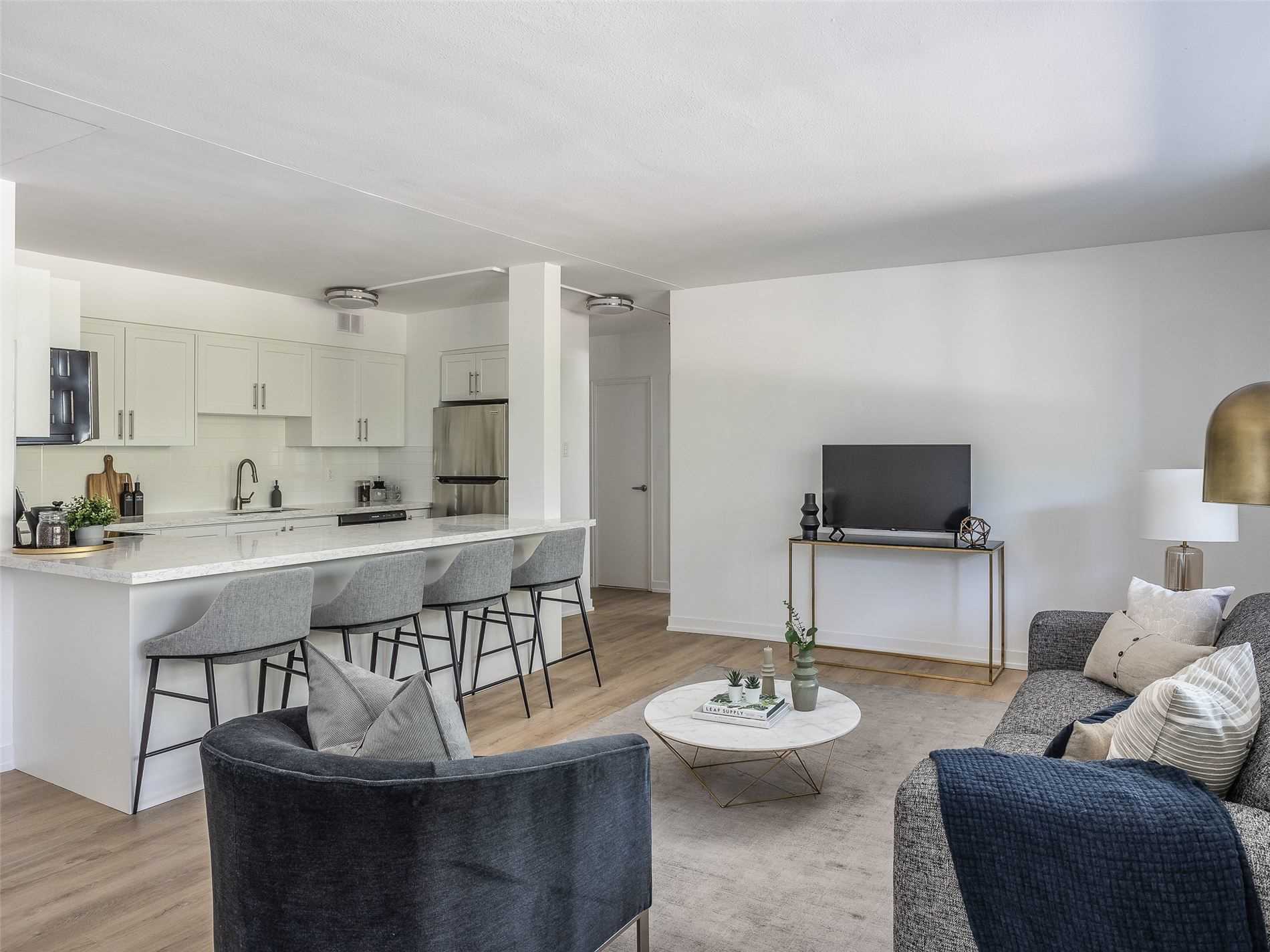 804 240 Markland Dr, Etobicoke Leased, W6019867 Property.ca