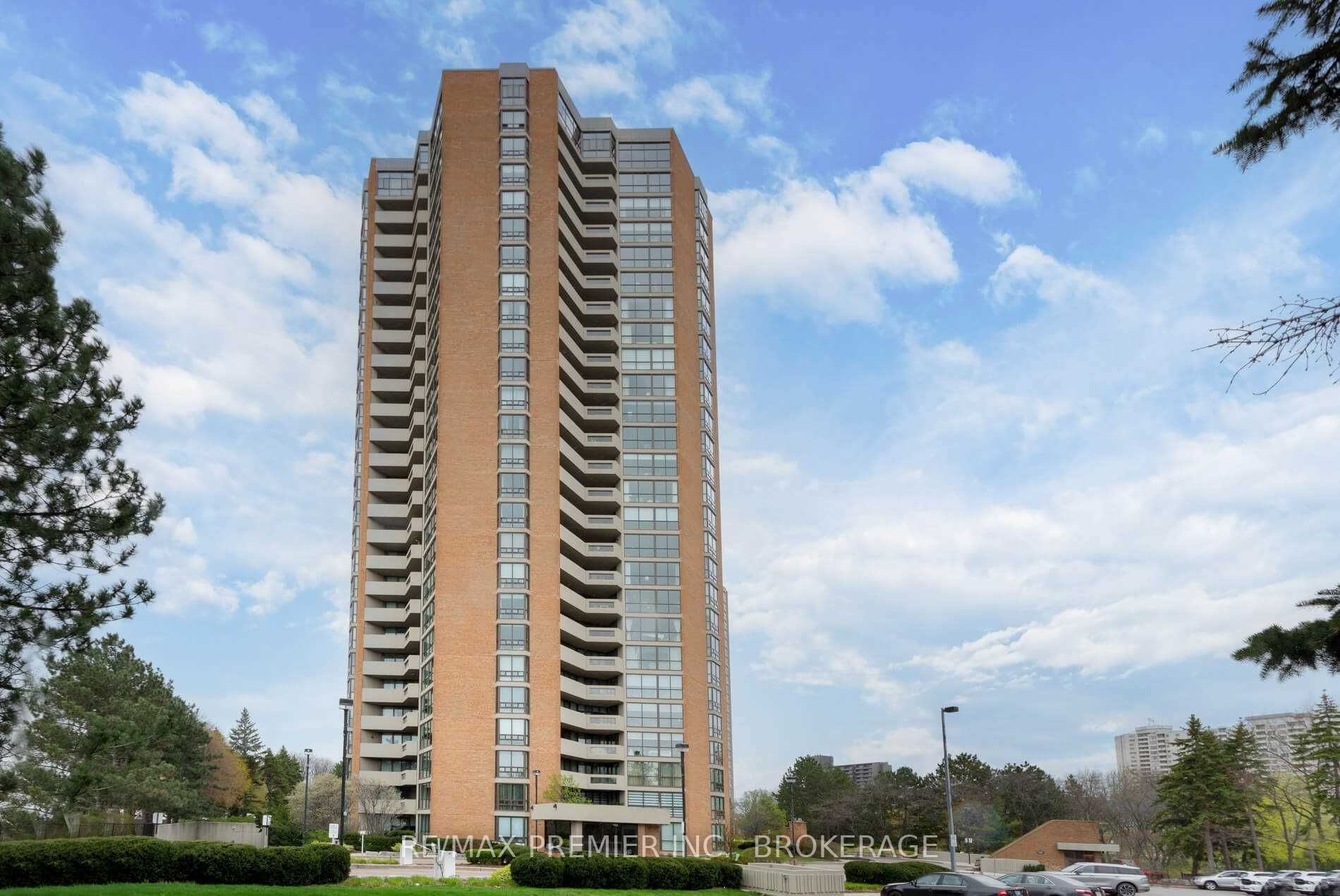 203 2010 Islington Ave, Etobicoke Sold, W6039723 Condos.ca