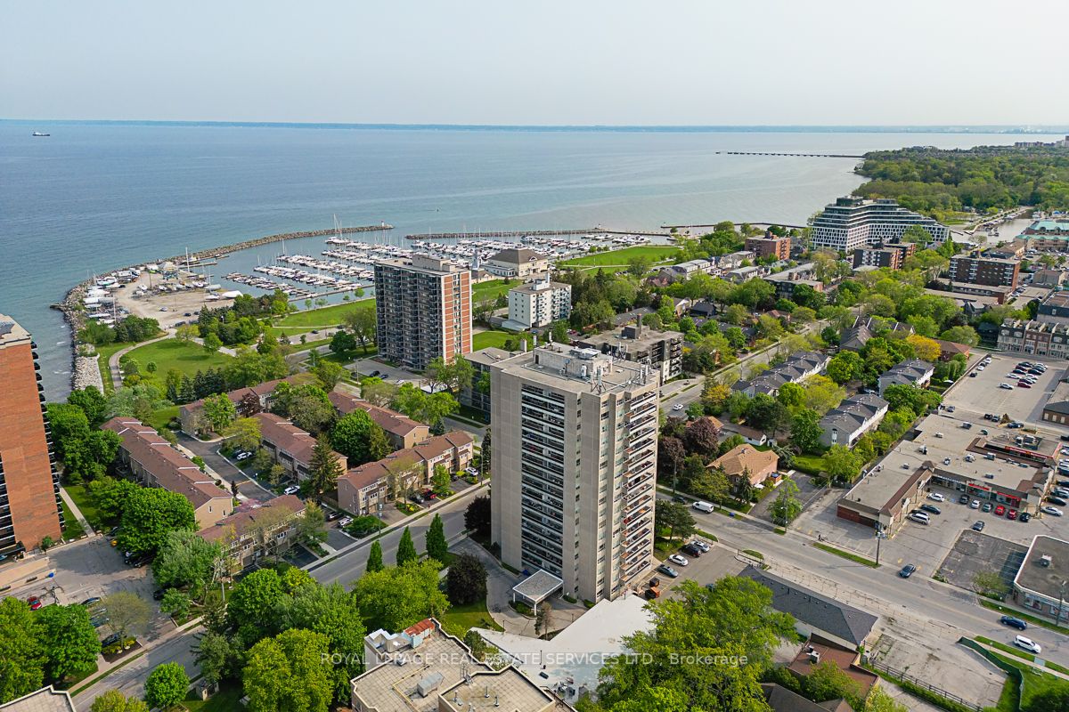 1204 2263 Marine Dr, Oakville Sold, W6046328 Condos.ca