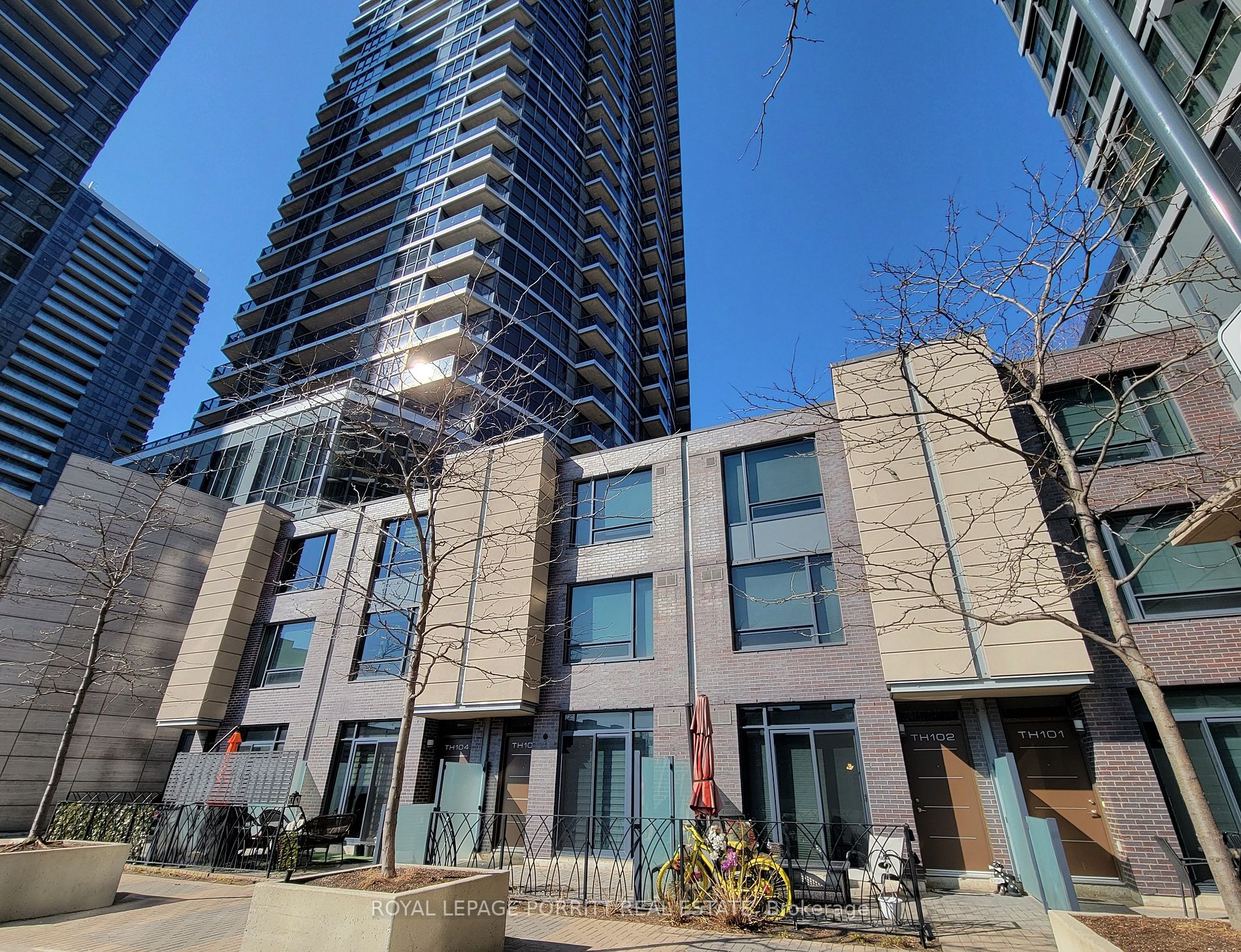 TH102 1 Valhalla Inn Rd, Etobicoke Sold, W6052264 Condos.ca