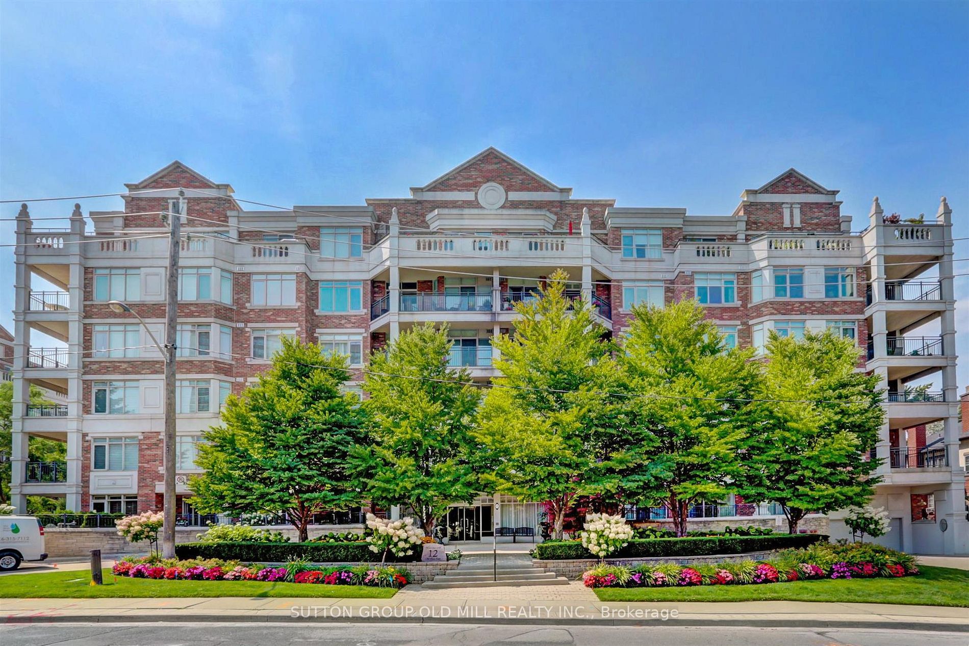 208 12 Old Mill Tr, Etobicoke Sold, W6067764 Condos.ca