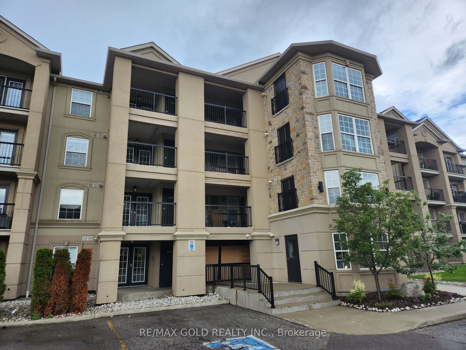 112 1471 Maple Ave, Milton Terminated, W6106764 Condos.ca